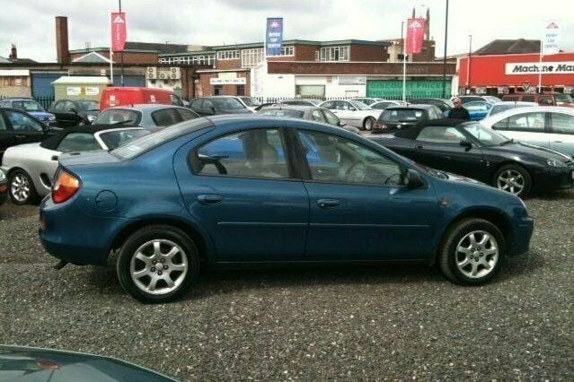 Used Chrysler Neon 131 HP (96 kW) 2003 Sedan