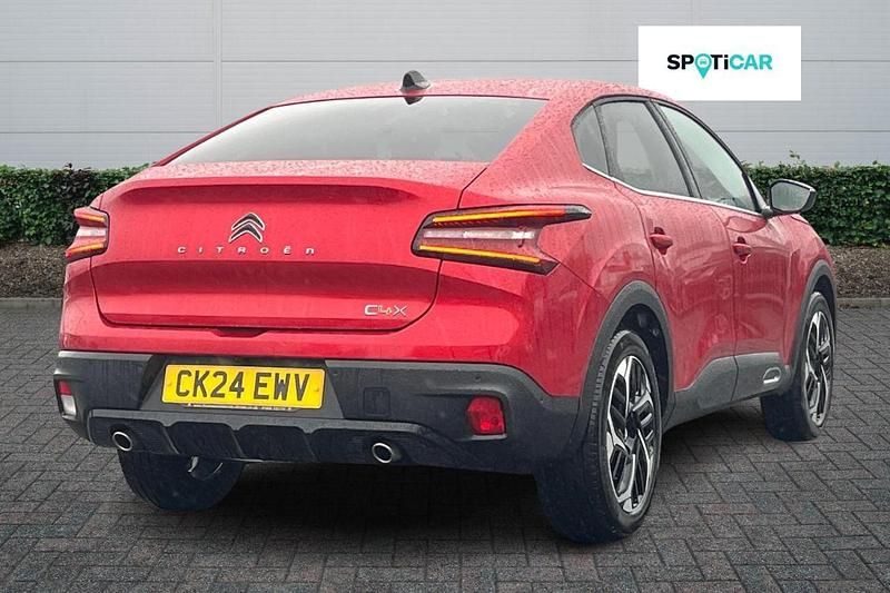 Used Citroën C4 X PureTech 127 HP (93 kW) 2024 Red SUV