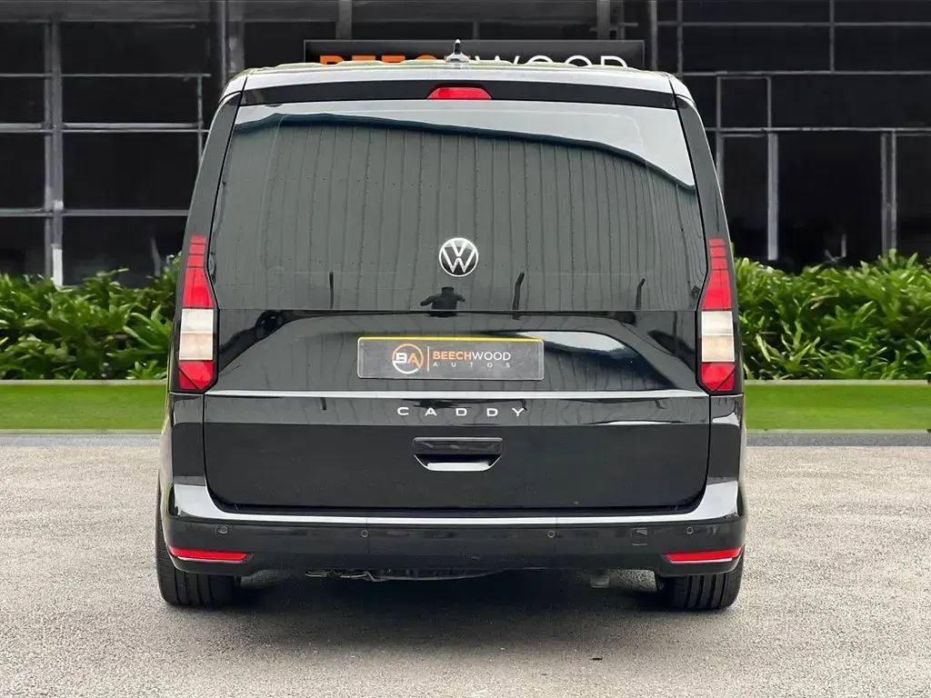 Used VW Caddy S 102 HP (75 kW) 2022 Black MPV