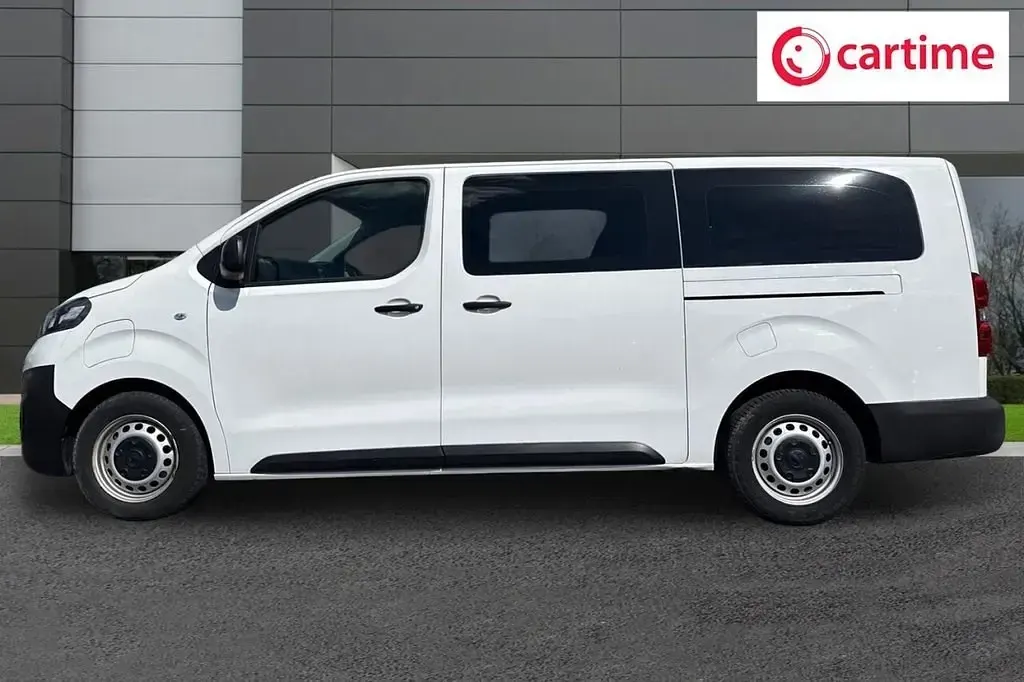 Usado Vauxhall Vivaro 100 kW (136 CV) 2021 Blanco Monovolumen