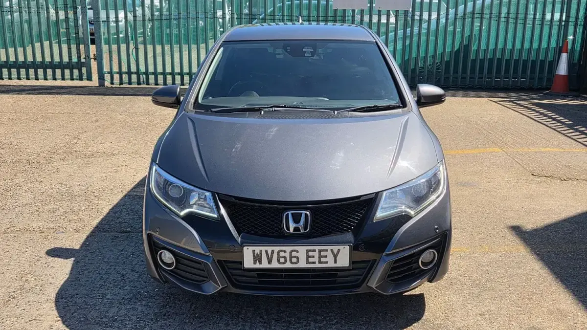 Used Honda Civic SE Plus 120 HP (88 kW) 2016 Grey Hatchback