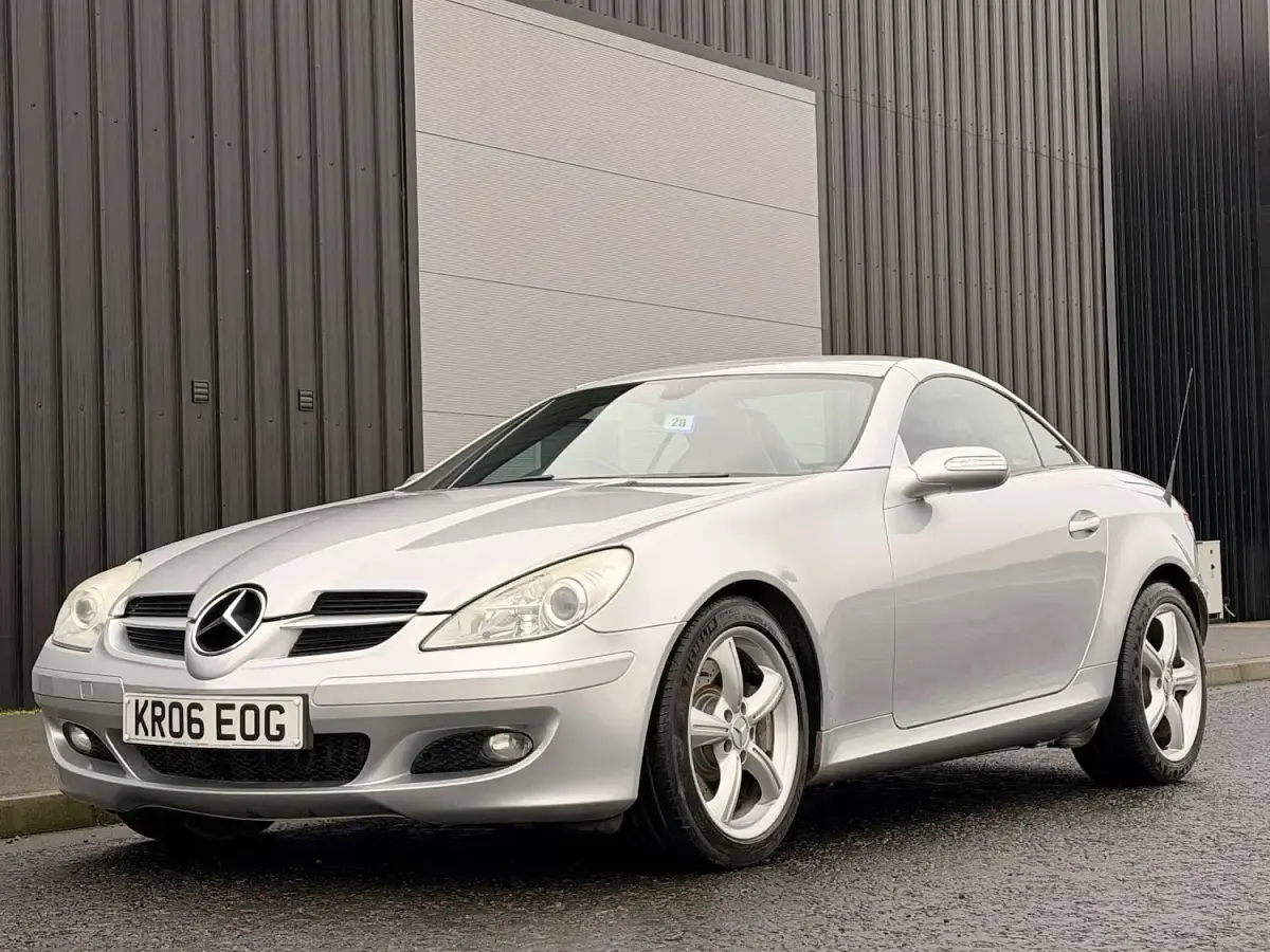 Used Mercedes SLK350 272 HP (200 kW) 2006 Silver Cabriolet