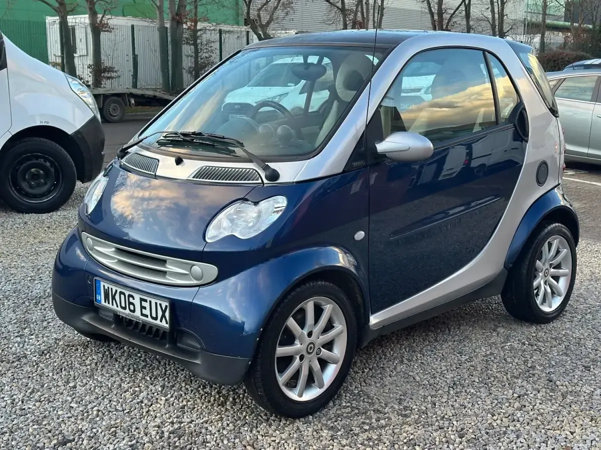 Usado Smart ForTwo Coupé 2006 Prateado Coupé