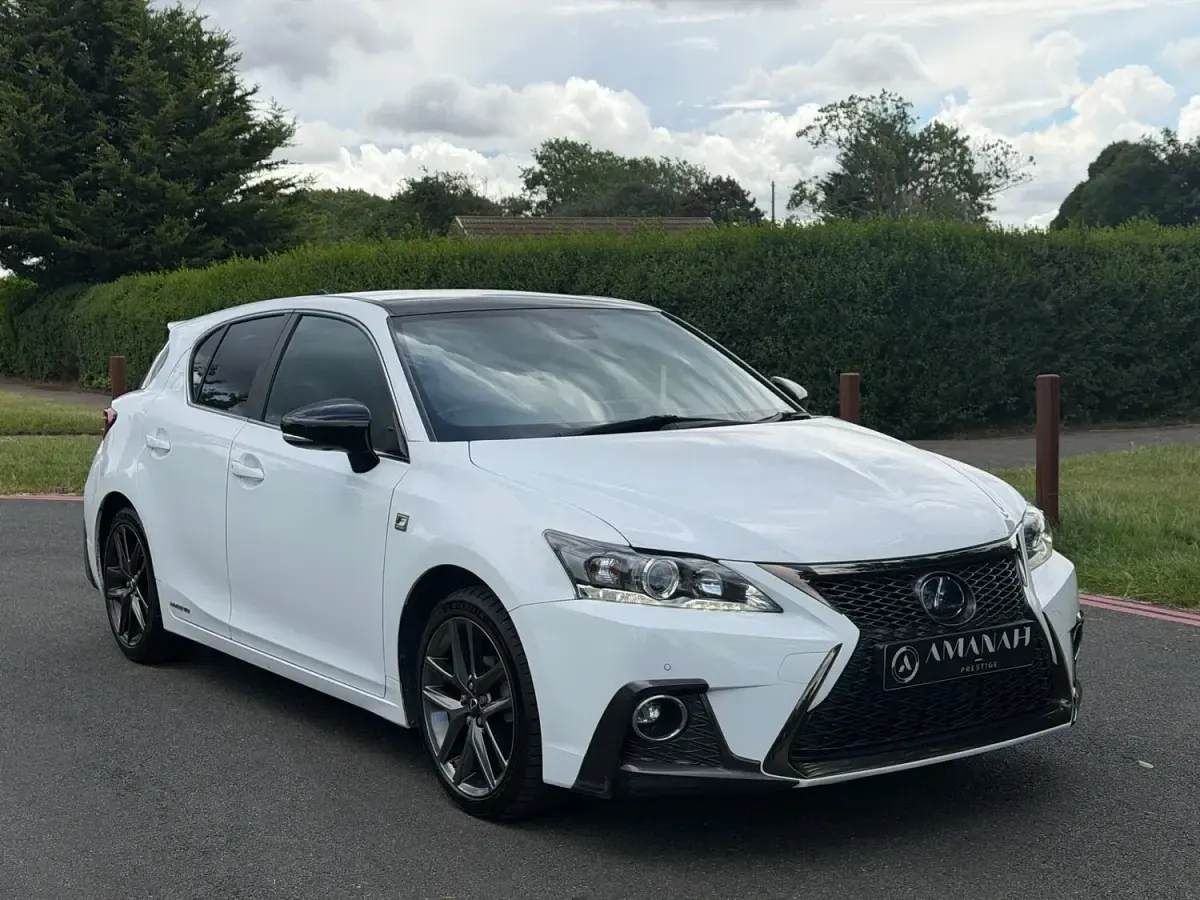 Used Lexus CT200h Sport Line 2019 White Hatchback