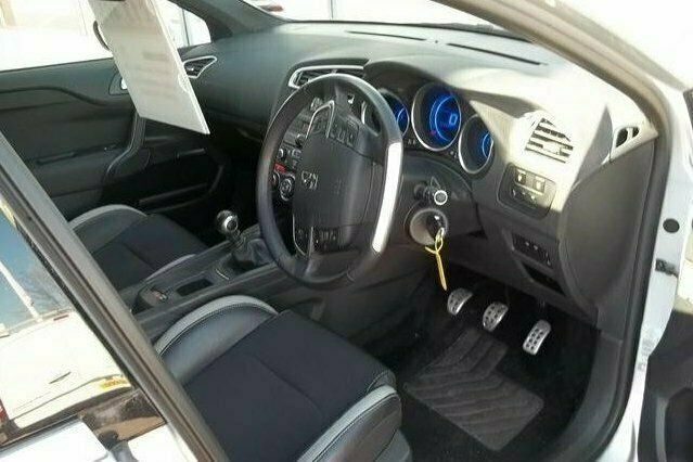 Begagnad Citroën DS4 110 HK (80 kW) 2011 Halvkombi