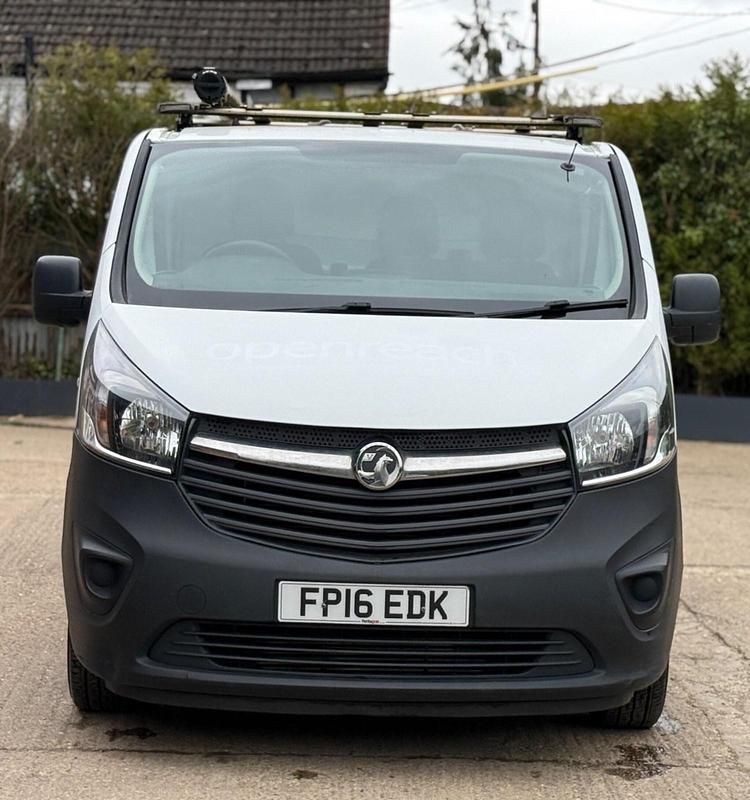 Used Vauxhall Vivaro S 2016 White