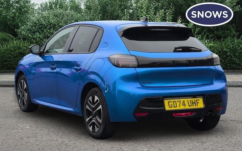 Used Peugeot 208 Allure 101 HP (74 kW) 2025 Blue Hatchback