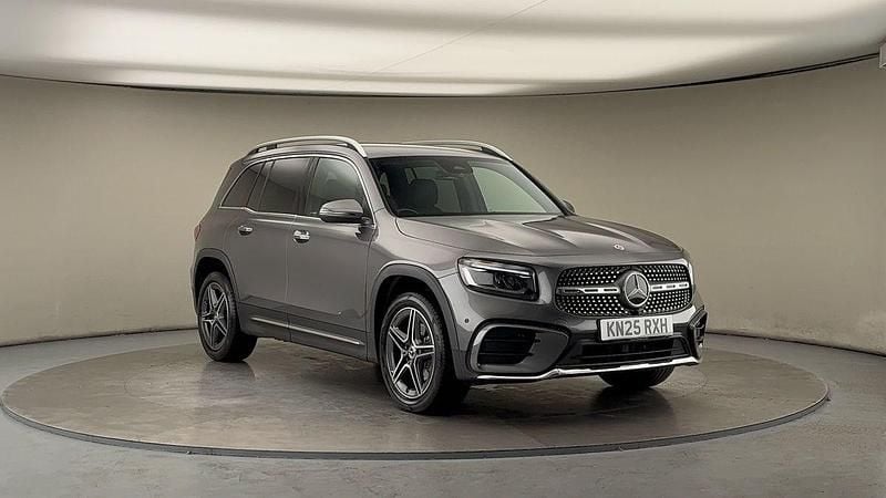Mountain grey Used 2025 Mercedes GLB200 Executive SUV | £32,900 (Fair price) - Image 1/4