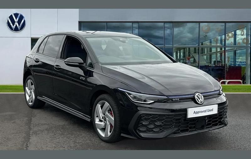 Used VW Golf VIII GTE 267 HP (196 kW) 2025 Black Hatchback