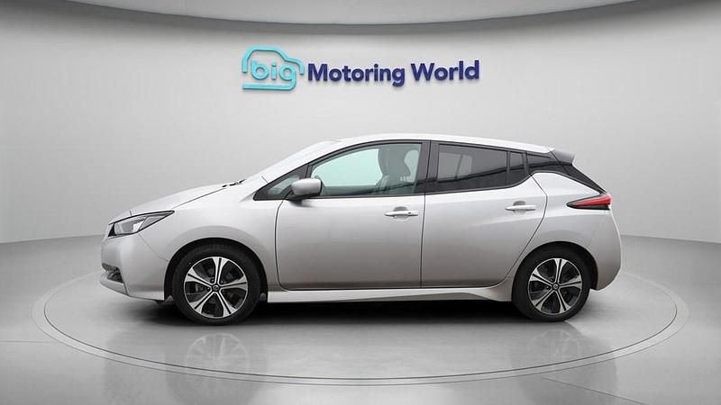 Used Nissan Leaf Tekna 110 kW (150 HP) 2021 Hatchback