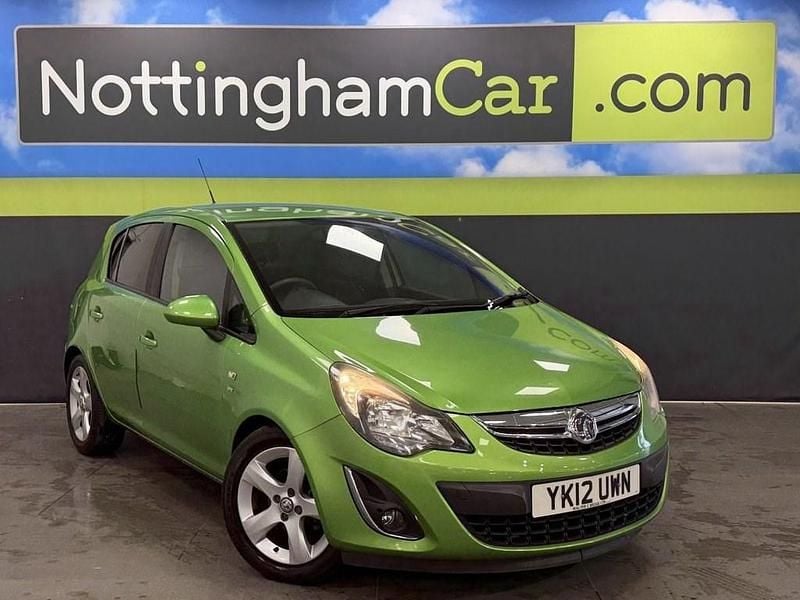 Second-hand Vauxhall Corsa 100 CP (73 kW) 2012 Verde Hatchback