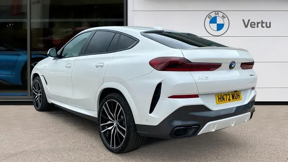 Used BMW X6 M Sport 286 HP (210 kW) 2022 White SUV