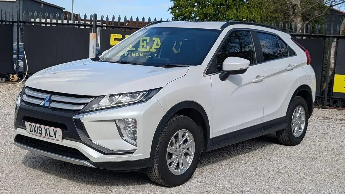 Used Mitsubishi Eclipse Cross 163 HP (119 kW) 2019 White SUV