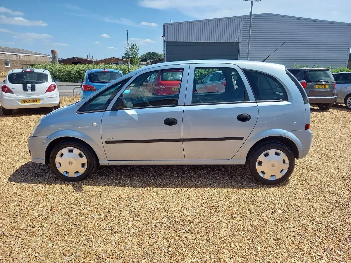Used Vauxhall Meriva 2007 Blue MPV