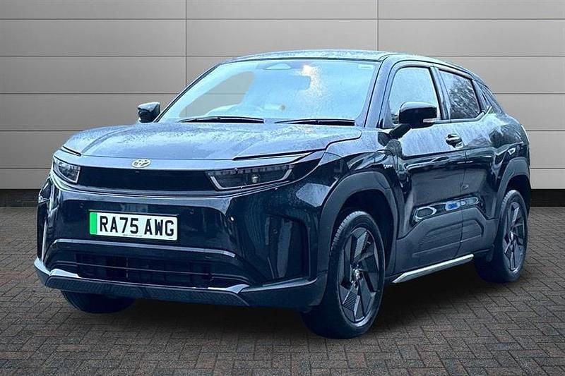 New Toyota Urban Cruiser Design 127 kW (174 HP) 2026 Dust black SUV