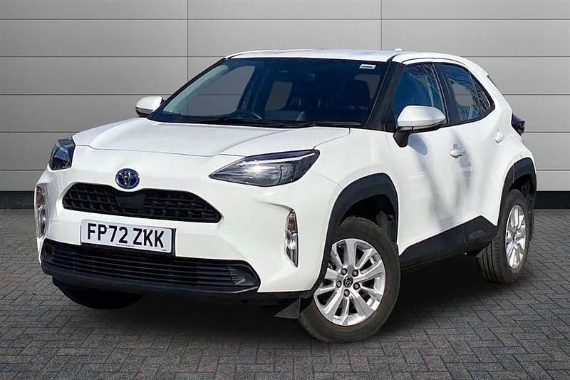Used Toyota Yaris Cross 116 HP (85 kW) 2022 White SUV