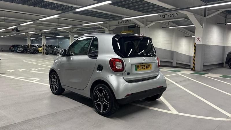 Used Smart ForTwo Electric Drive Premium 59 kW (81 HP) 2023 Blue