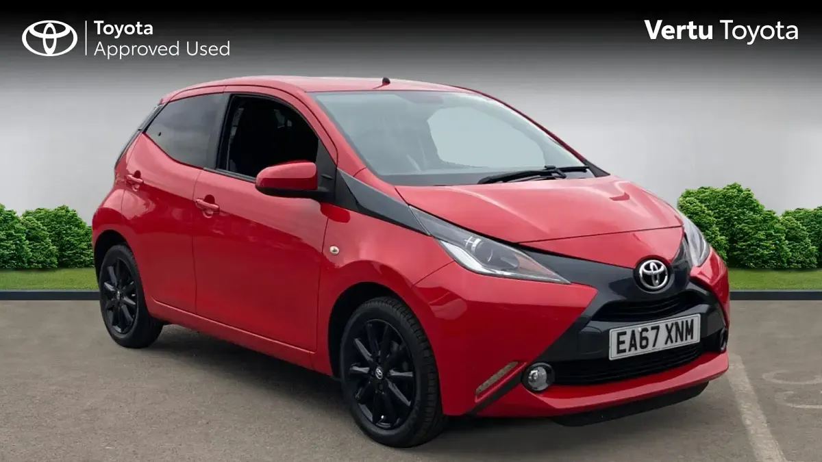 Used Toyota Aygo x-style 69 HP (50 kW) 2017 Hatchback