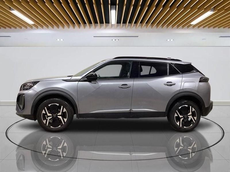 Begagnad Peugeot 2008 Allure 130 HK (95 kW) 2023 Grå SUV