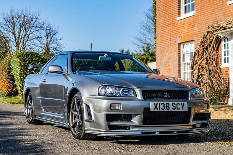 Used Nissan Skyline 300 HP (220 kW) 2020 Silver Coupe