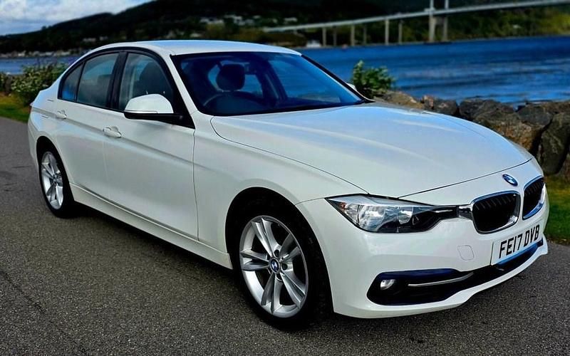 White Used 2017 BMW 320 Sport Line Sedan | £8,995 (Super price) - Image 1/4