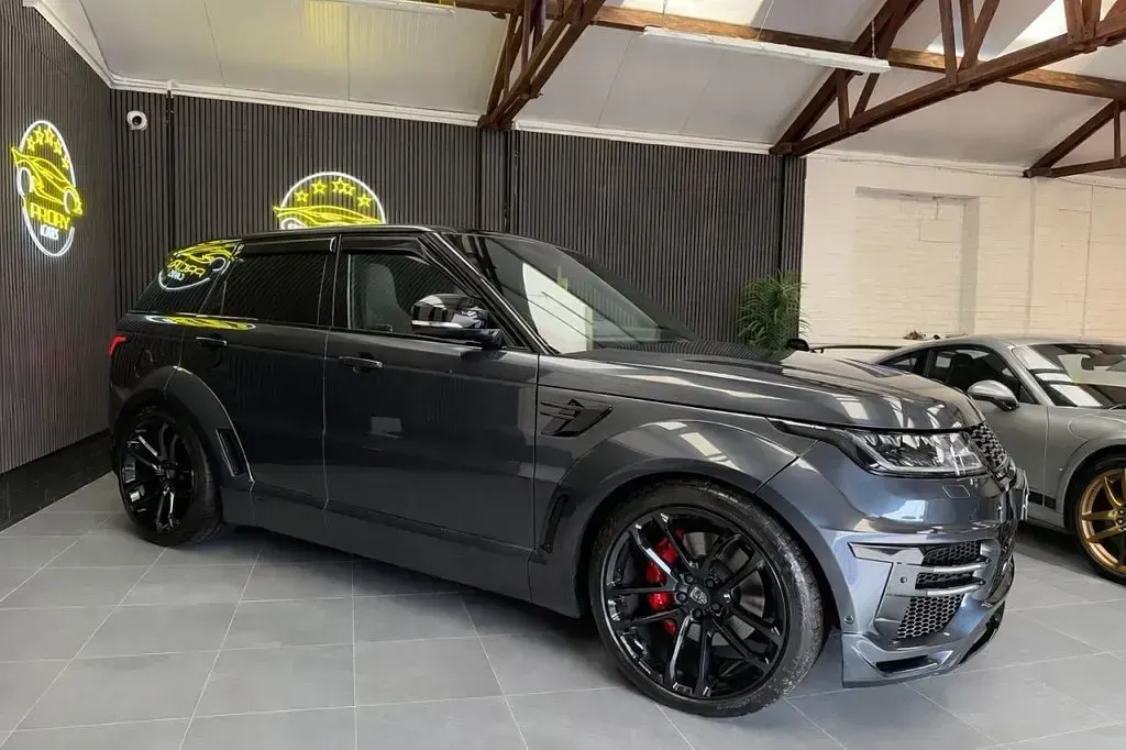 Used Land Rover Range Rover Sport SVR 575 HP (422 kW) 2019 Grey SUV