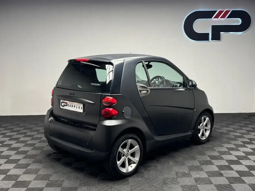 Begagnad Smart ForTwo Coupé Pulse 71 HK (52 kW) 2010 Röd Sportkupé