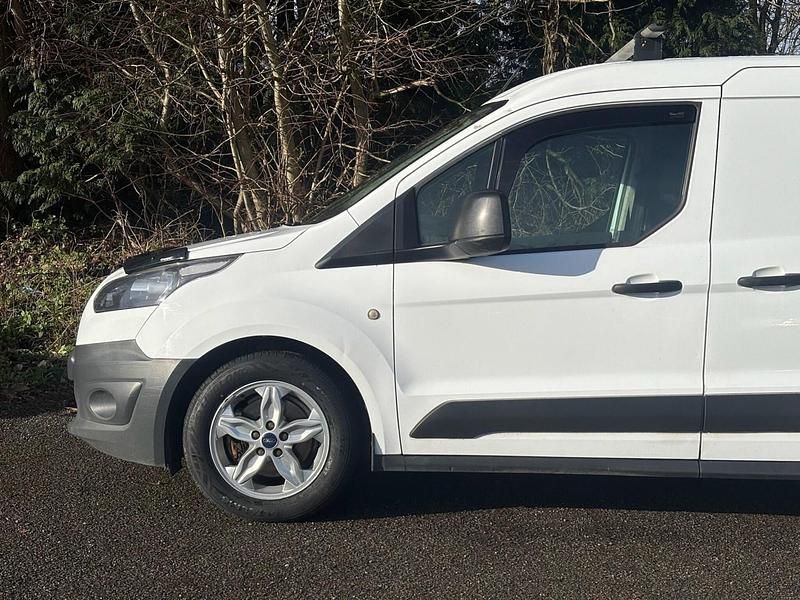 Used Ford Transit Connect 95 HP (69 kW) 2017 White MPV