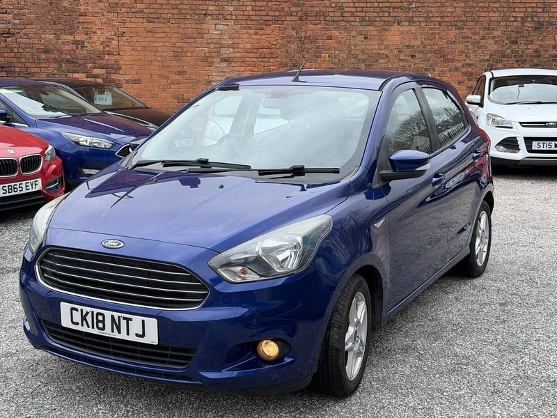 Used Ford Ka Plus Zetec 85 HP (62 kW) 2018 Blue Hatchback