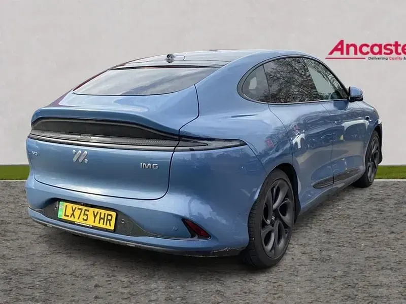 Used MG IM6 553 kW (752 HP) 2025 Blue SUV