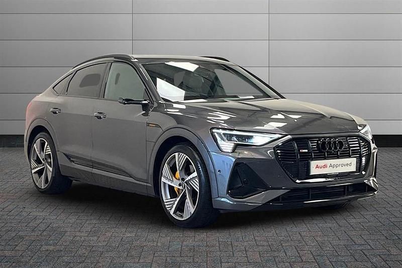 Daytona grey Used 2022 Audi e-tron Advanced SUV | £34,990 - Image 1/4