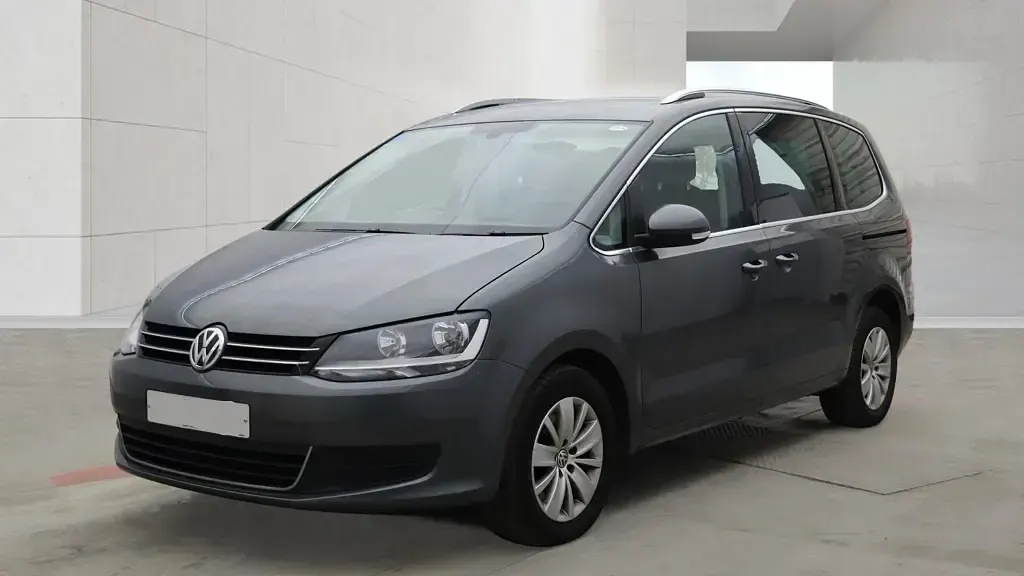 Used VW Sharan SE 150 HP (110 kW) 2018 Grey MPV