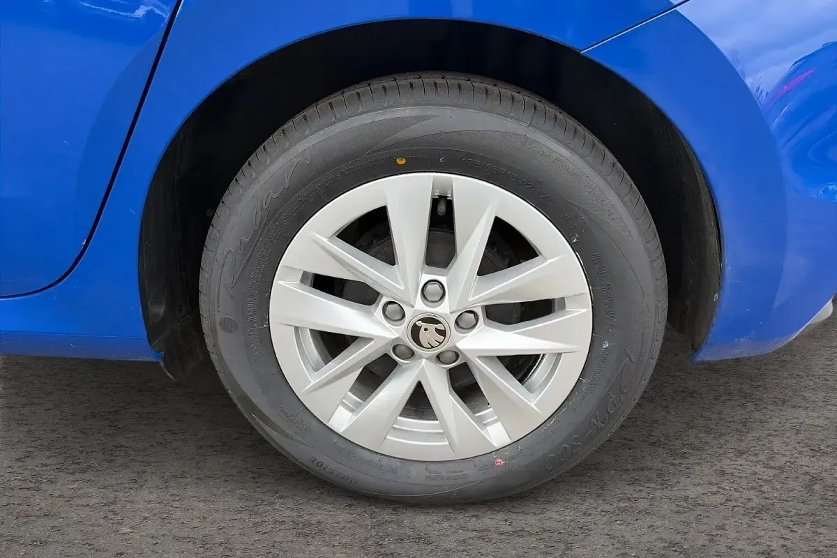 Used Skoda Fabia Comfort 95 HP (69 kW) 2022 Blue Hatchback
