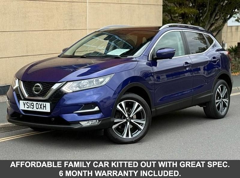 Blue Used 2019 Nissan Qashqai N-Connecta SUV | £9,495 (Fair price) - Image 1/3