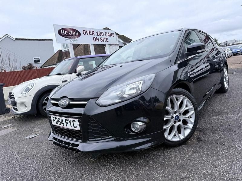 Used Ford Focus Zetec 115 HP (84 kW) 2014 Black Hatchback