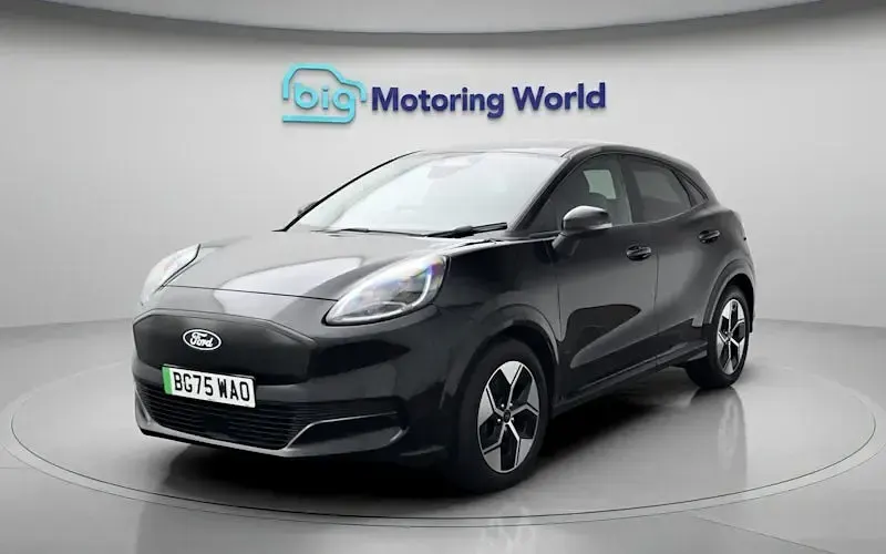 Używany Ford Puma Select 122 kW (167 KM) 2025 Czarny SUV