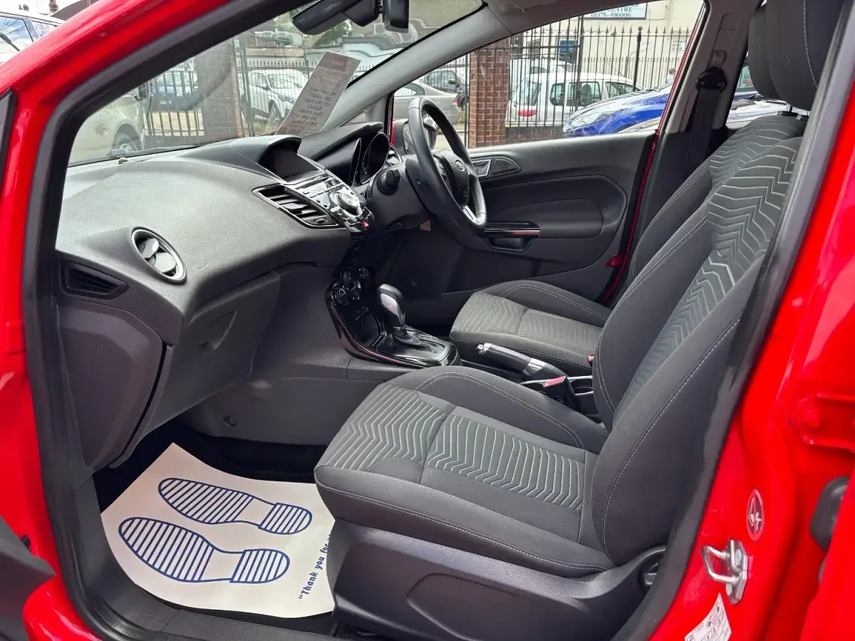 Used Ford Fiesta Titanium 2013 Red Hatchback
