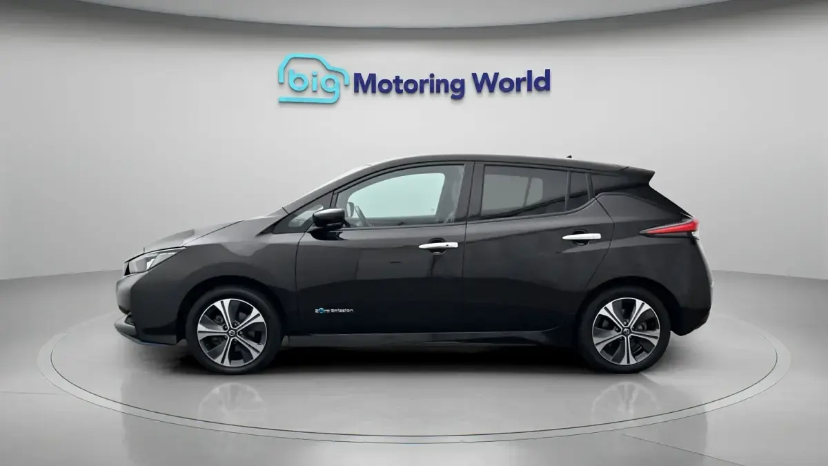 Occasion Nissan Leaf Tekna 160 kW (218 ch) 2020 Noir Citadine