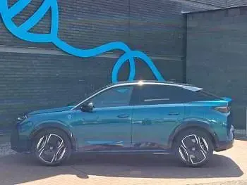 Used Peugeot e-3008 GTi 156 kW (213 HP) 2024 Blue SUV
