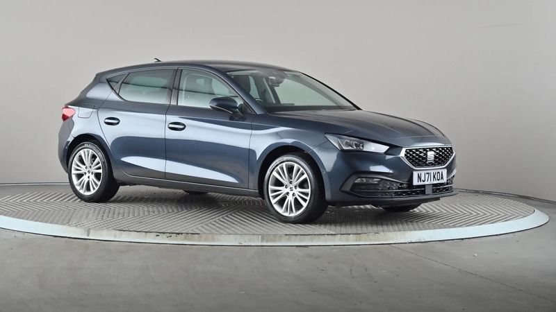 Grey Used 2021 Seat Leon SE Dynamic Hatchback | £13,498 (Fair price) - Image 1/4