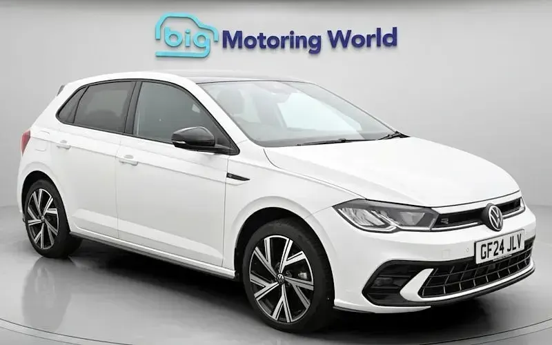 Second-hand VW Polo R-line 110 CP (80 kW) 2024 Hatchback