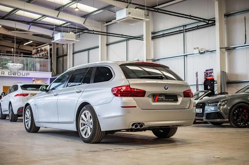 Used BMW 520 184 HP (135 kW) 2013 Silver Estate