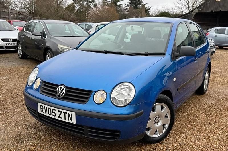 Used VW Polo 75 HP (55 kW) 2005 Blue Hatchback