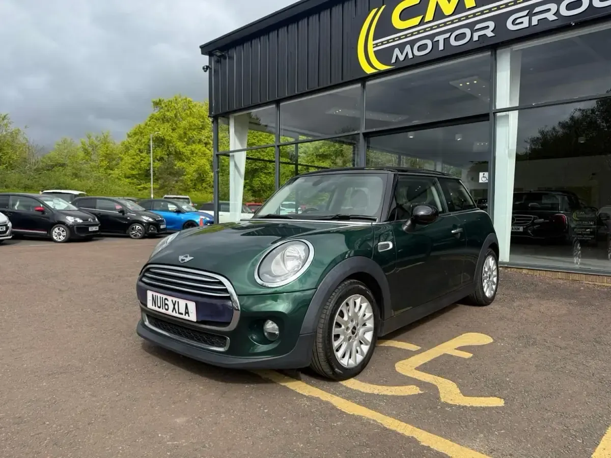 Usado Mini Cooper Hatch 2016 Verde Utilitario