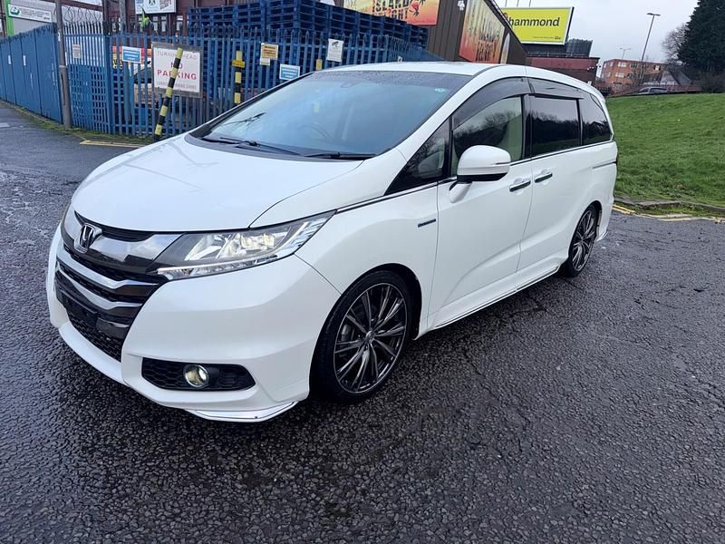 Used Honda Odyssey Hybrid 2017 White MPV