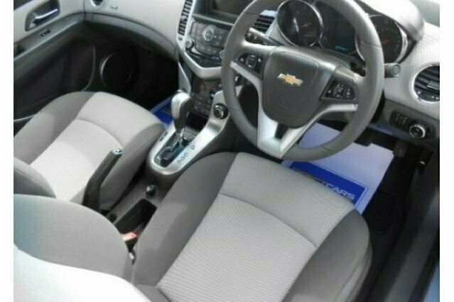 Used Chevrolet Cruze 2010 Sedan