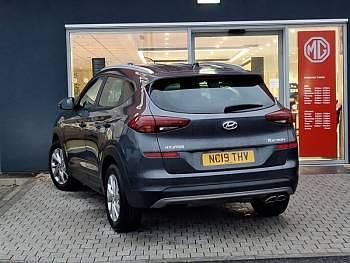 Used Hyundai Tucson SE 177 HP (130 kW) 2019 Grey SUV