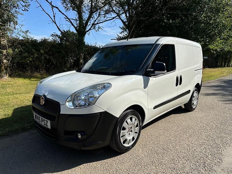 White Used 2015 Fiat Doblò Active MPV | £6,950 (A bit pricey) - Image 1/4