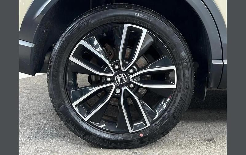 Used Honda HR-V Advance 128 HP (94 kW) 2023 Beige SUV