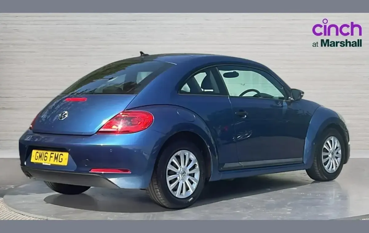 Used VW Beetle 105 HP (77 kW) 2016 Blue Hatchback